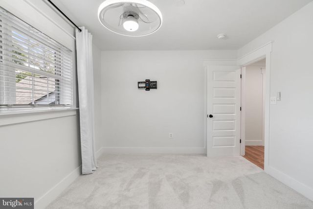 208 MARKHAM FARM RD, Front Royal, VA 22630