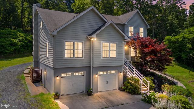208 MARKHAM FARM RD, Front Royal, VA 22630