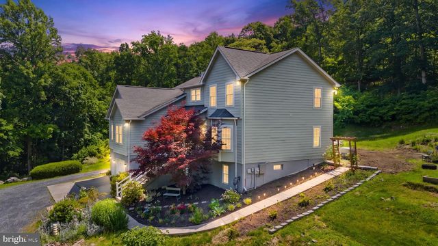 208 MARKHAM FARM RD, Front Royal, VA 22630