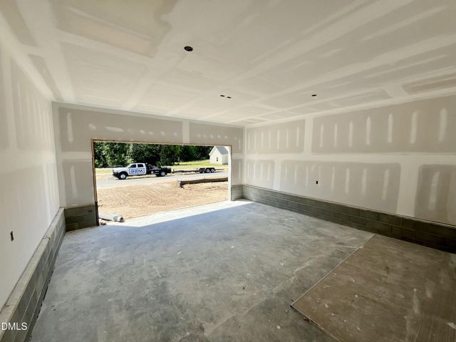 413 Creeks Edge Drive, Pikeville, NC 27863
