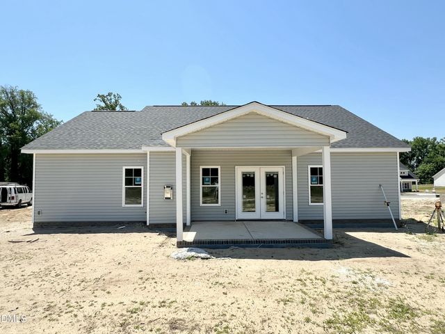 413 Creeks Edge Drive, Pikeville, NC 27863