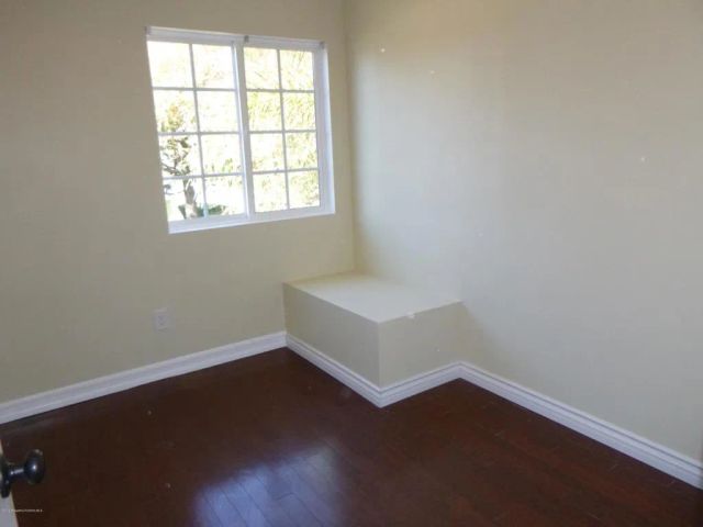 770 W Altadena Drive, Altadena, CA 91001