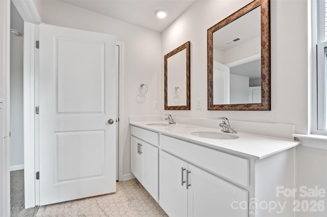 9 Katherine Emilie Drive, Hendersonville, NC 28792