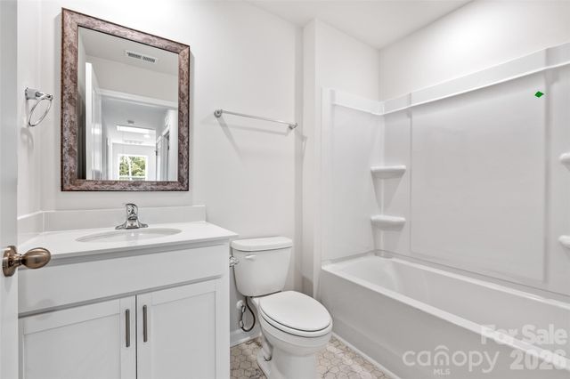 9 Katherine Emilie Drive, Hendersonville, NC 28792