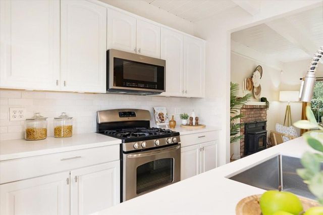 853 Old San Jose Road, Soquel, CA 95073