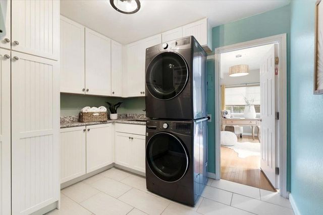853 Old San Jose Road, Soquel, CA 95073