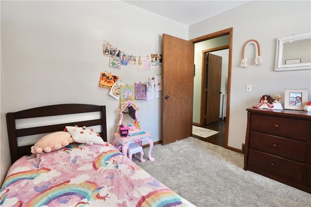 1511 Pine Park Drive, Eau Claire, WI 54701