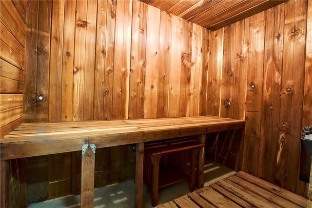 1511 Pine Park Drive, Eau Claire, WI 54701