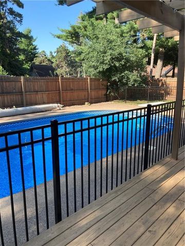 1511 Pine Park Drive, Eau Claire, WI 54701