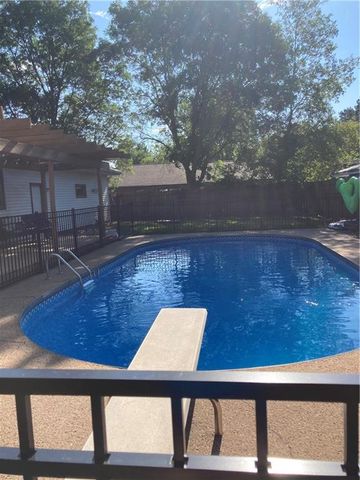 1511 Pine Park Drive, Eau Claire, WI 54701