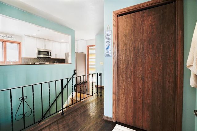 1511 Pine Park Drive, Eau Claire, WI 54701