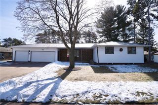 1511 Pine Park Drive, Eau Claire, WI 54701