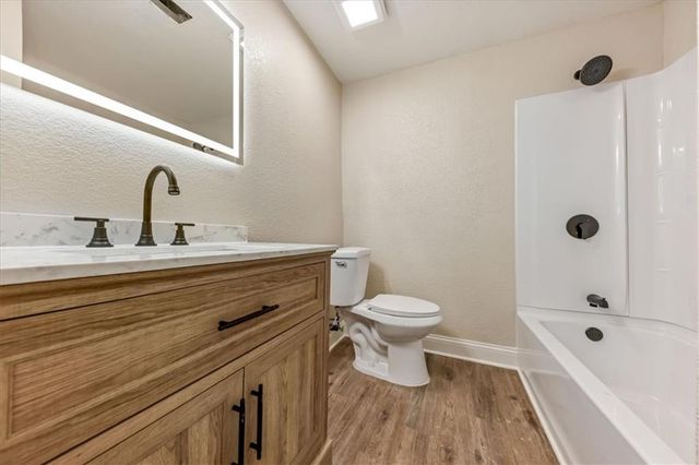 33251 Koala Circle, Excelsior Springs, MO 64024