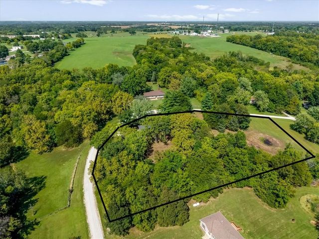 33251 Koala Circle, Excelsior Springs, MO 64024