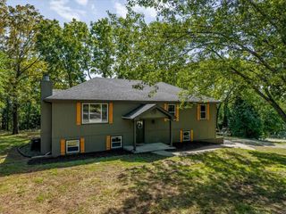 33251 Koala Circle, Excelsior Springs, MO 64024