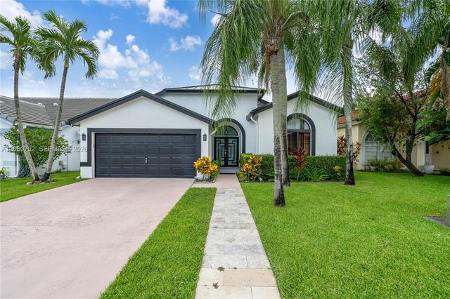 758 Lake Wellington Drive, Wellington, FL 33414