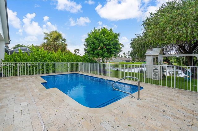 758 Lake Wellington Drive, Wellington, FL 33414