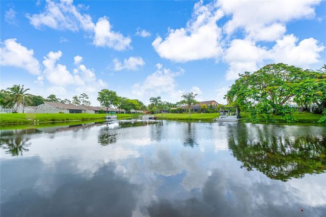 758 Lake Wellington Drive, Wellington, FL 33414