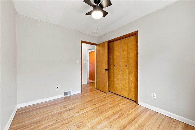 6518 Fenton Street, Dearborn Heights, MI 48127