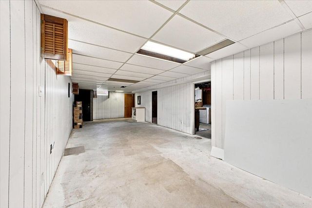 6518 Fenton Street, Dearborn Heights, MI 48127