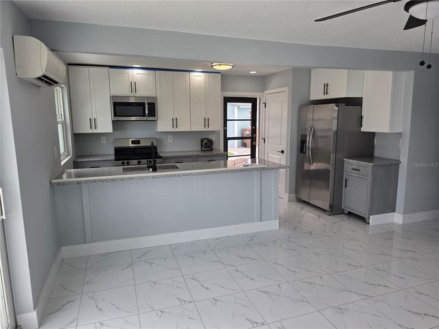 145 131 AVENUE E 2, Madeira Beach, FL 33708