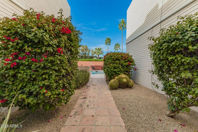 6935 E 4TH Street 4, Scottsdale, AZ 85251