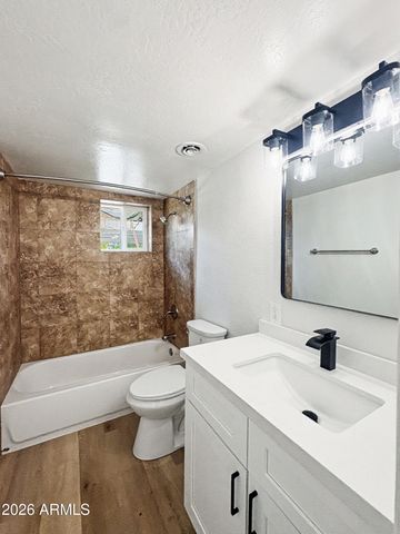 25 E EVA Street 01, Phoenix, AZ 85020