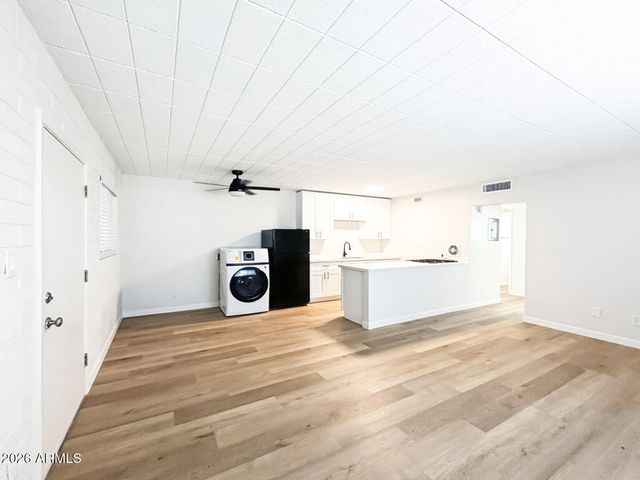 25 E EVA Street 01, Phoenix, AZ 85020