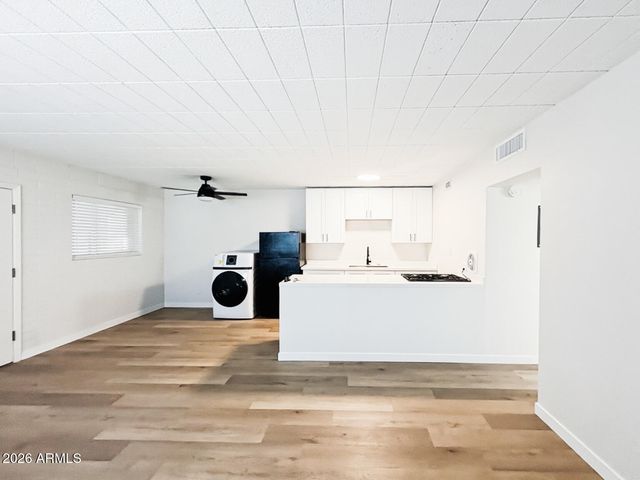 25 E EVA Street 01, Phoenix, AZ 85020