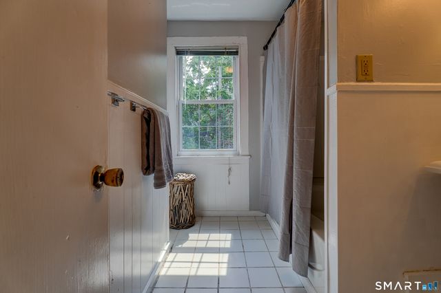 15 Hine Place, New Haven, CT 06511