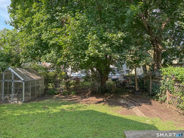 15 Hine Place, New Haven, CT 06511