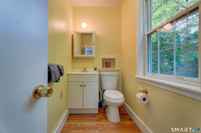 15 Hine Place, New Haven, CT 06511