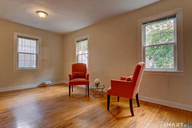 15 Hine Place, New Haven, CT 06511