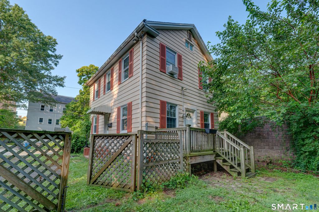 15 Hine Place, New Haven, CT 06511