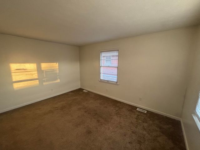 1469 Huntsville Drive B, Lexington, KY 40505