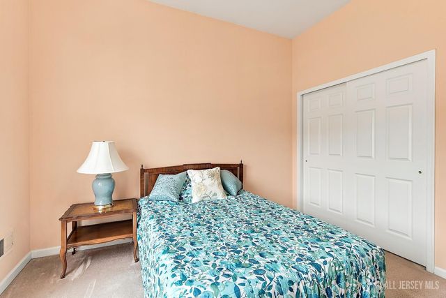 84 Kings Mill Road, Monroe, NJ 08831