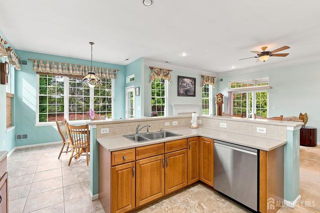 84 Kings Mill Road, Monroe, NJ 08831