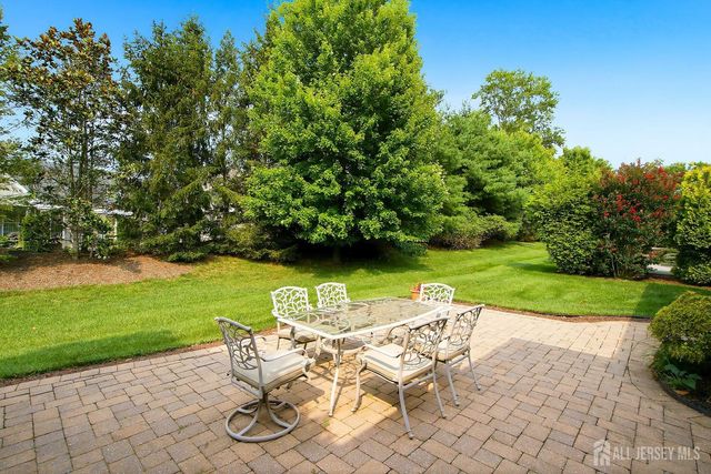 84 Kings Mill Road, Monroe, NJ 08831