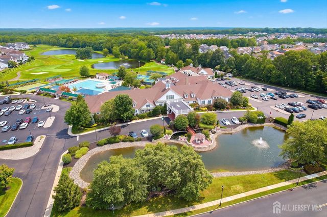 84 Kings Mill Road, Monroe, NJ 08831
