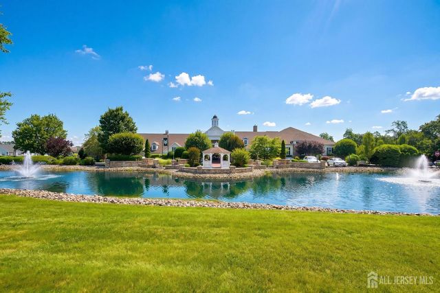 84 Kings Mill Road, Monroe, NJ 08831