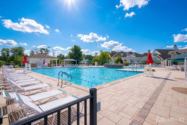 84 Kings Mill Road, Monroe, NJ 08831
