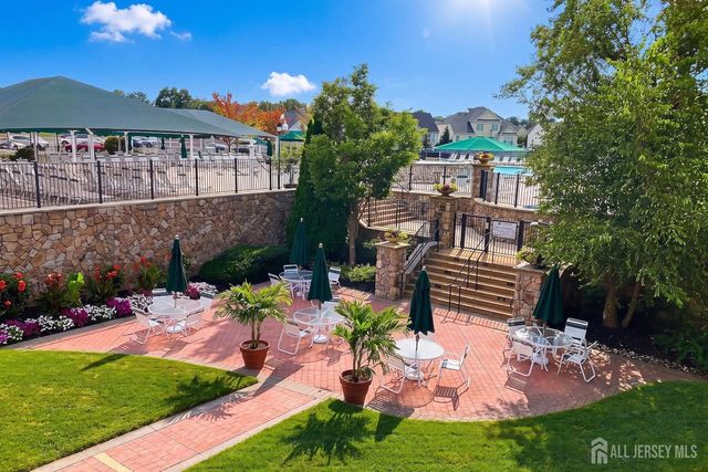 84 Kings Mill Road, Monroe, NJ 08831