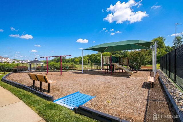 84 Kings Mill Road, Monroe, NJ 08831