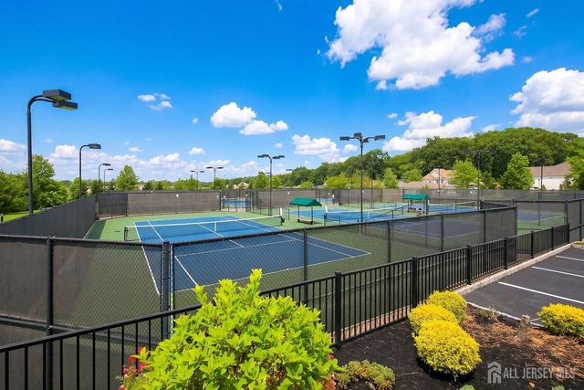 84 Kings Mill Road, Monroe, NJ 08831
