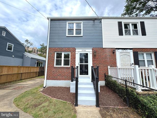 5700 FENWICK DR, Alexandria, VA 22303