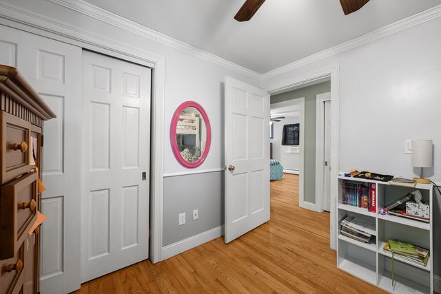 10 Blueberry Ln, Sturbridge, MA 01566