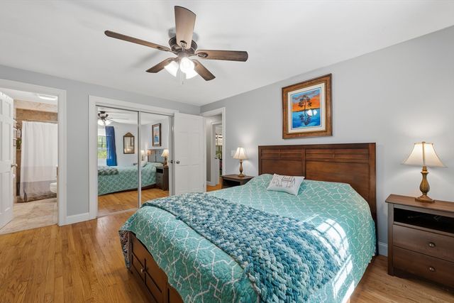 10 Blueberry Ln, Sturbridge, MA 01566