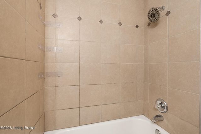 9840 Oakshire Dr, Jeffersontown, KY 40299