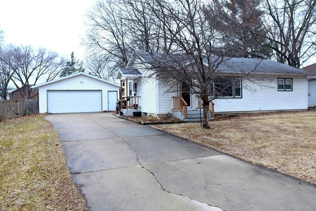 636 N Bird Street, Sun Prairie, WI 53590