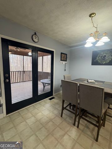 3940 Hardee Drive NW, Kennesaw, GA 30152